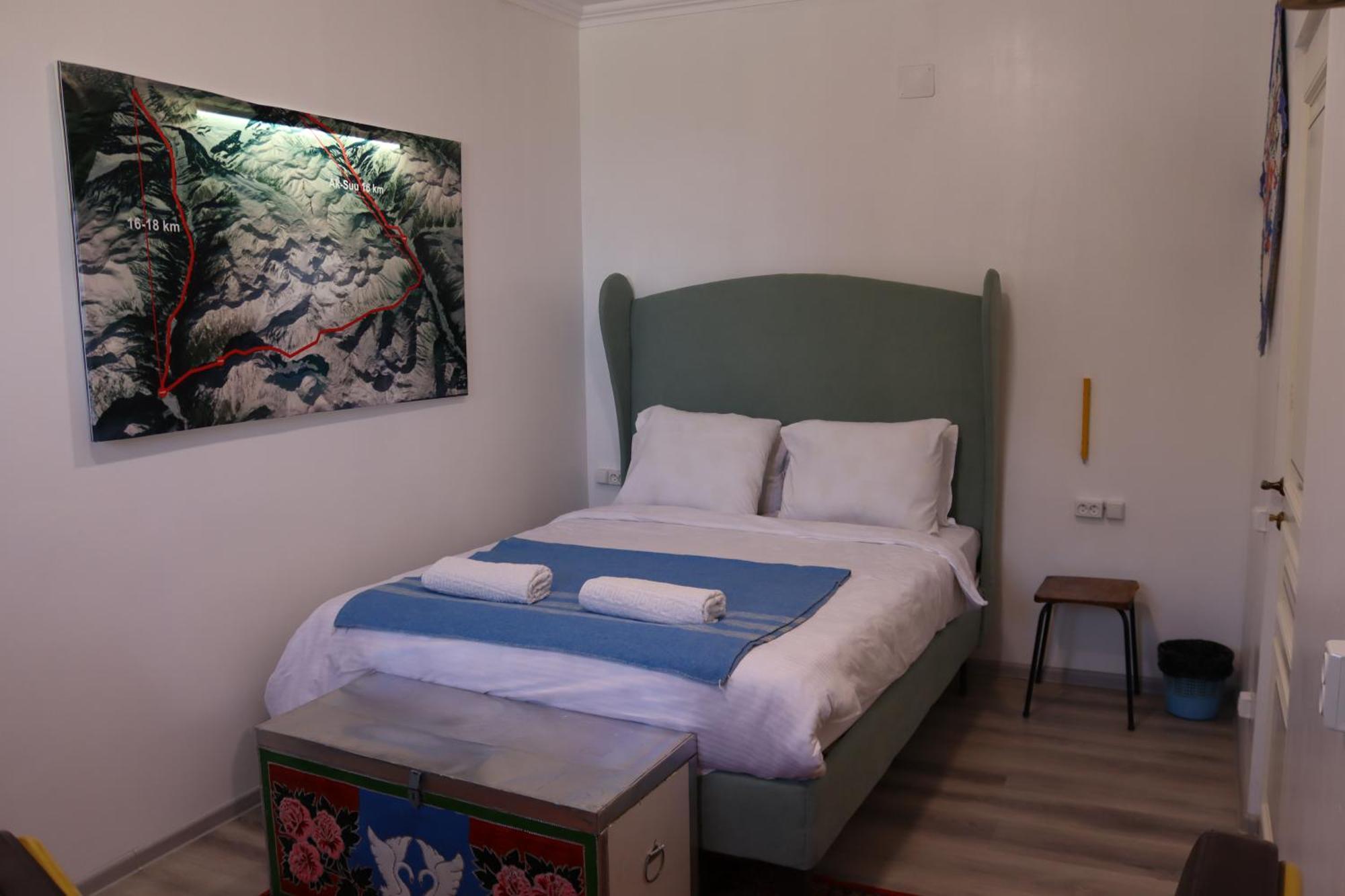 Duet Hostel & Hotel Karakol Rum bild
