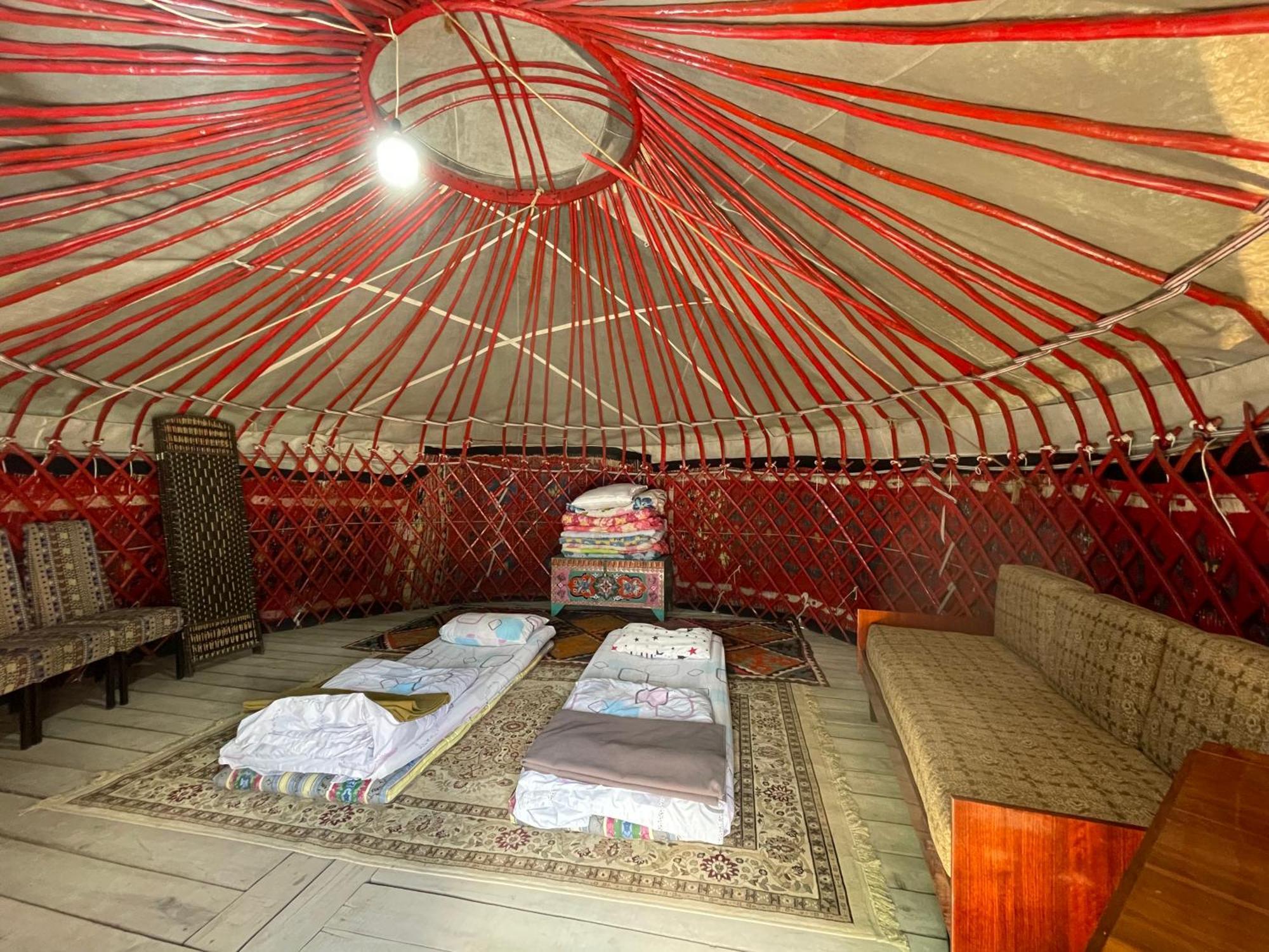 Duet Hostel & Hotel Karakol Rum bild